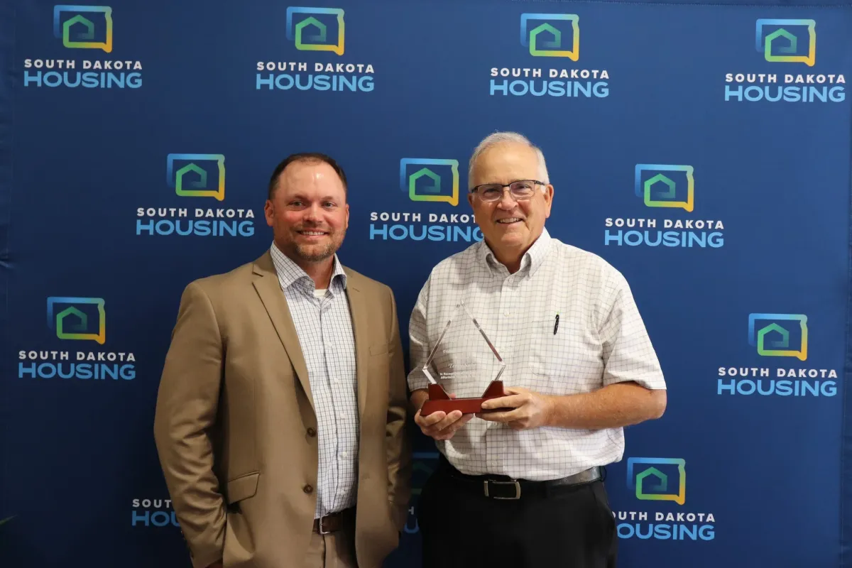  Terry Sabers Receives South Dakota Housing’s Friend of Housing Award 